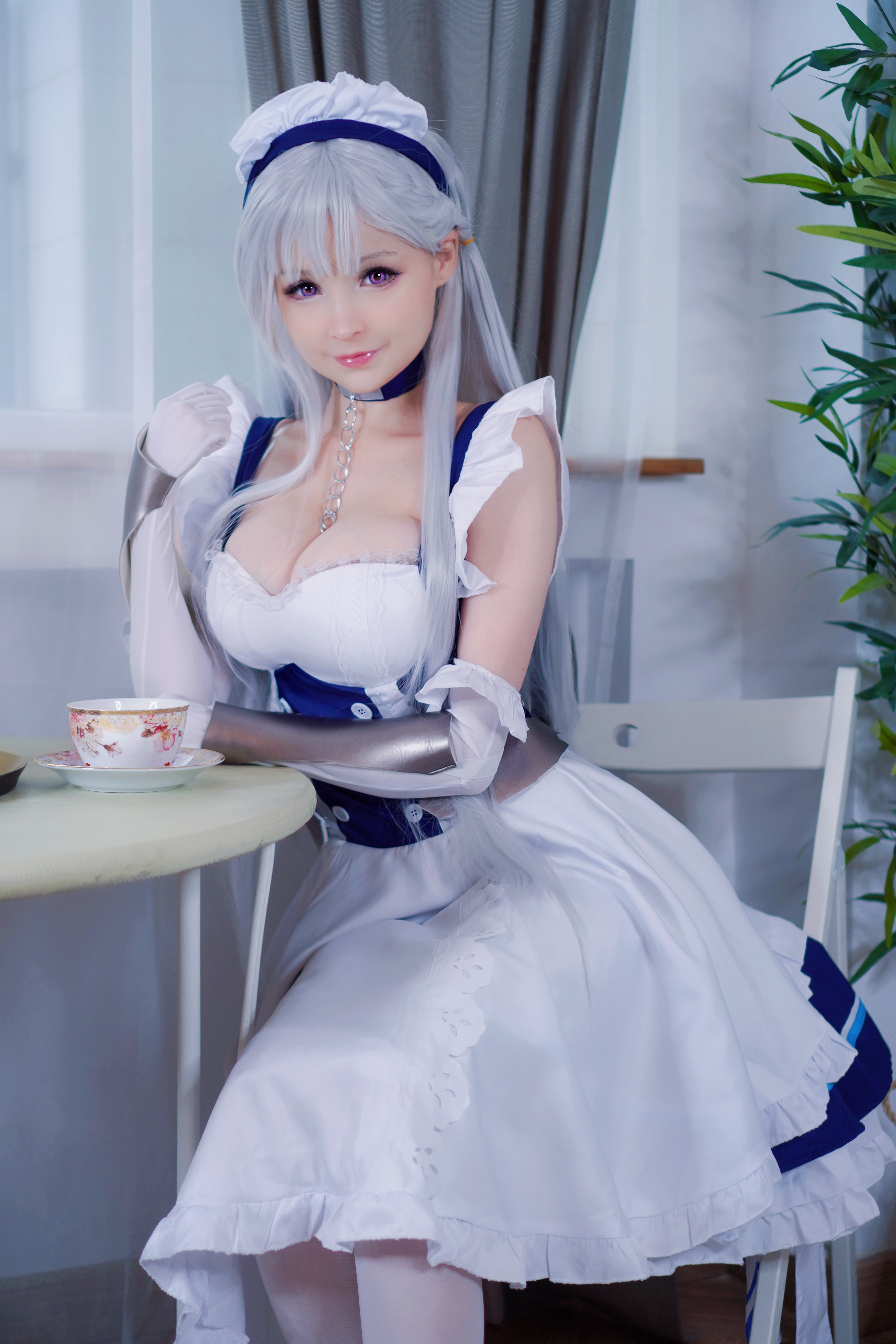 Belfast_Azur_Lane_cosplay_by_Hidori_Rose_01.jpg