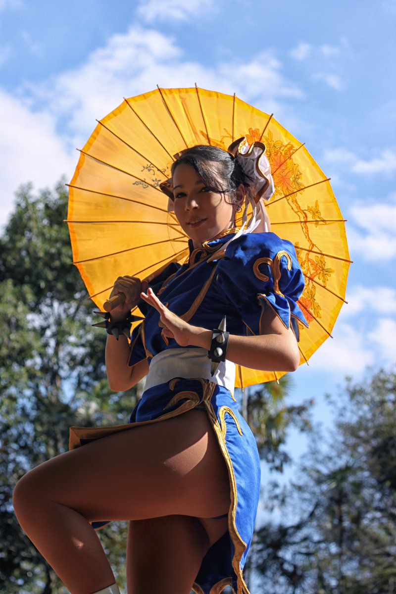 chun_li_retouch_by_carolinaangulo-d6n1x8w.jpg