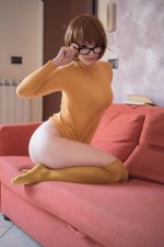 velma (23).jpg