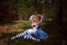 kalinka_fox_alice_in_wonderland_cosplay_video_leaked-XHJFUB.jpg